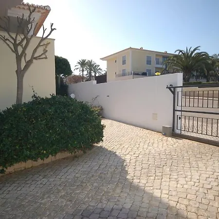 At Porto De Mós With Pool *