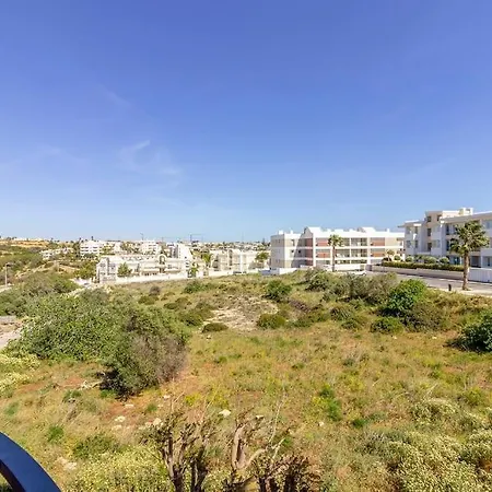 Apartament At Porto De Mos With Pool Lagos